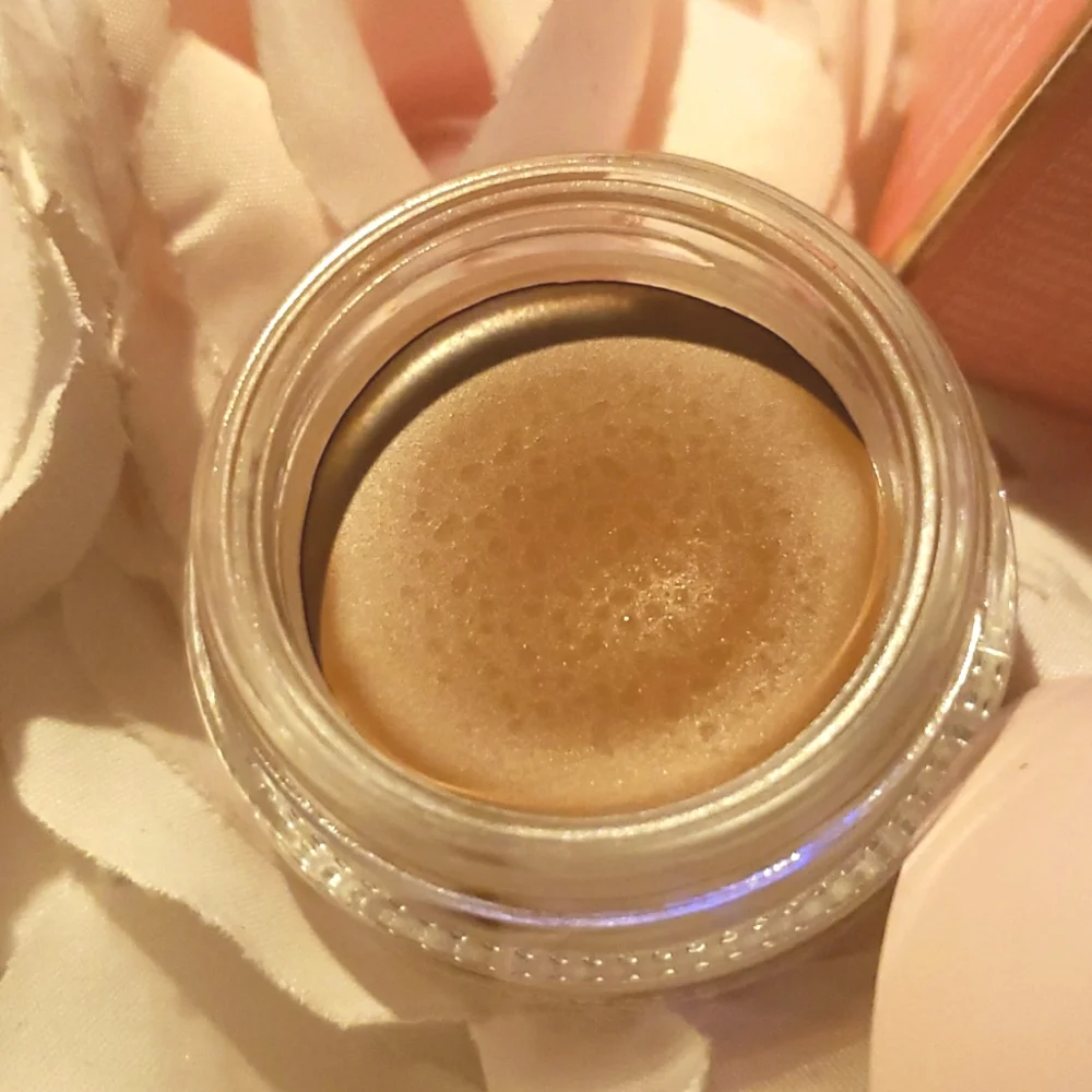 ❇️🧚‍♀️NUTMEG Too Faced DISCONTINUED Peach 🍑 Perfect Concealer NWT